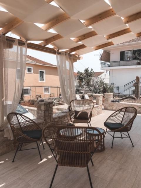 Mangata Suites Homes With Private Pools Σπαρτοχώρι Εξωτερικό φωτογραφία